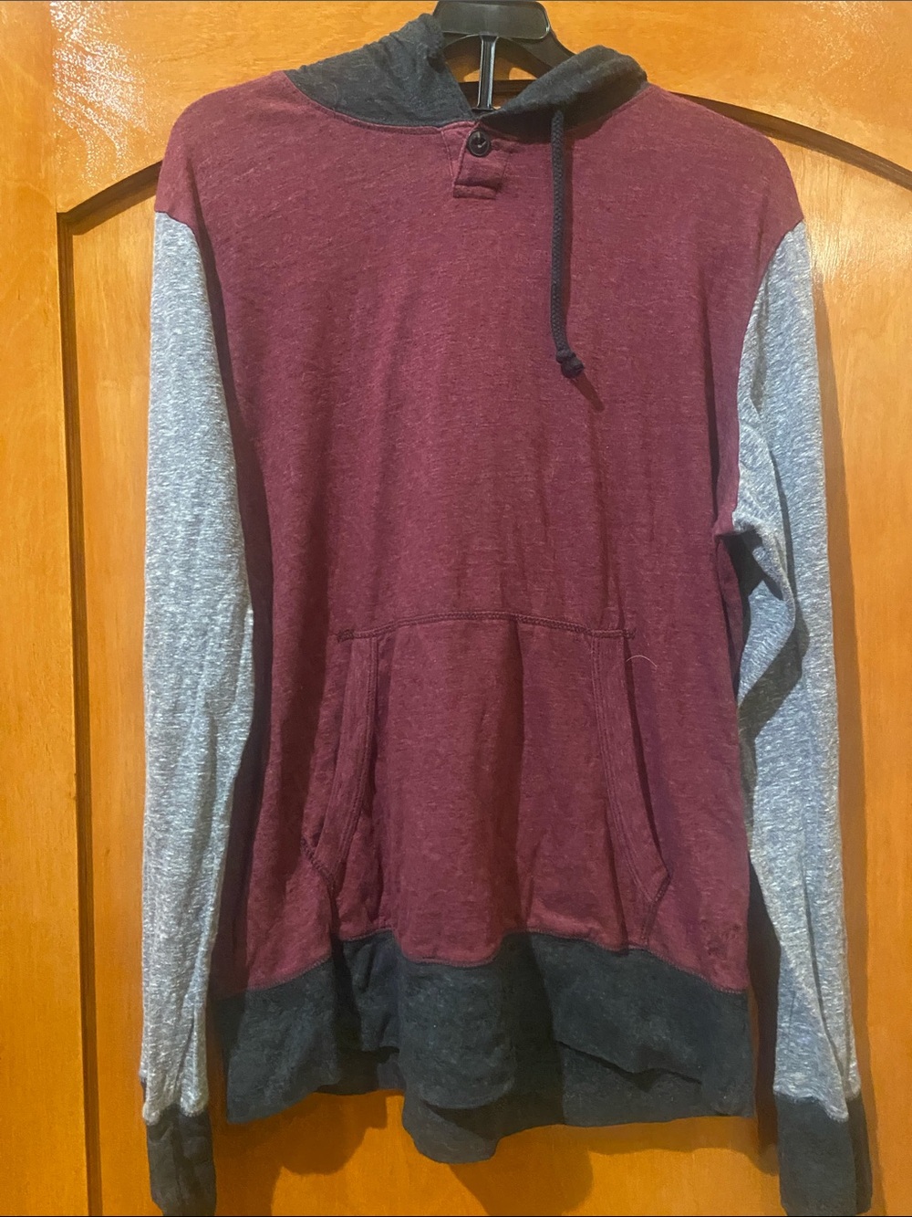 American Eagle Outfitters Maroon Hoodie with Gray Sleeves and Black Trim